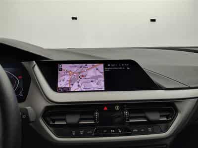 BMW 116 d  NAVI / FULL LED / PDC AV-AR (2023) - Photo 10