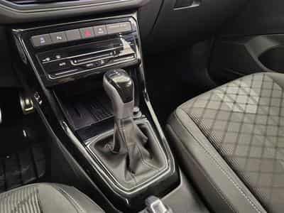 VW T-Cross 1.0 TSI 115Cv DSG7 R-Line CARPLAY / CAMERA / FULL LED (2025) - Photo 12