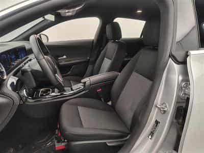 Mercedes CLA 180 SB CLA180d Business NAVI / CAMERA / PDC AV+AR / JA 16" (2022) - Photo 7