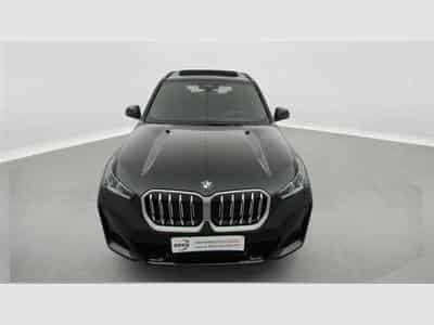 BMW X1 1.5iA sDrive18 Pack M NAVI / FULL LED / PANO / JA 18 (2025) - Photo 4