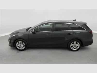 Kia Ceed Sw Ceed SW 1.6 CRDi More ISG / NAVI / APPS CONNECT / CAMERA (2021) - Photo 3