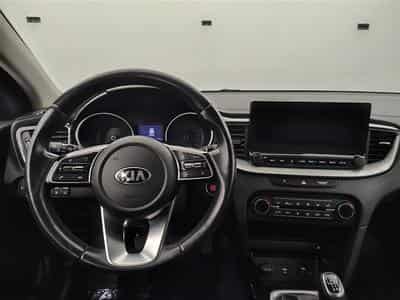 Kia Ceed Sw Ceed SW 1.6 CRDi More ISG / NAVI / APPS CONNECT / CAMERA (2021) - Photo 9