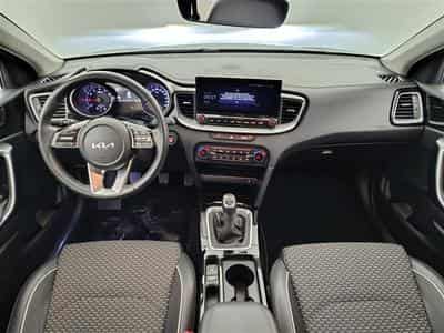 Kia XCeed 1.0 T-GDi 120cv Pulse NAVI 8" / FULL LED / CAMERA / JA 16" (2024) - Photo 8
