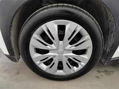 Toyota Aygo 1.0i VVT-i x-play II (2022) - Photo 6