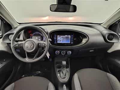 Toyota Aygo 1.0i VVT-i x-play II (2022) - Photo 8