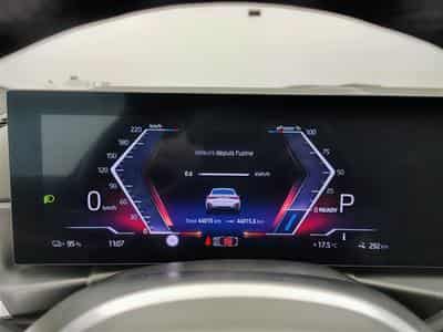 BMW i4 eDrive35 Gran Coupé Pack M (2024) - Photo 10