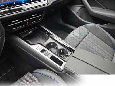 VW Passat (2026) - Photo 11