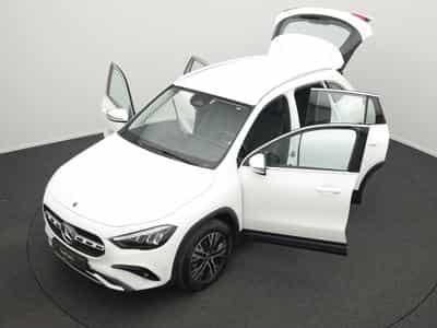 Mercedes GLA 180 Progressive LED+Kamera+Easypack (2025) - Photo 14