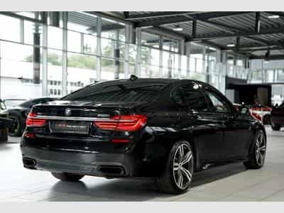 BMW 750 i xDrive M Sportpaket*20 *B&W *GSD *S-AGA (2015) - Photo 7