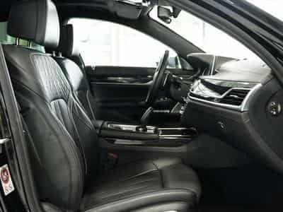 BMW 750 i xDrive M Sportpaket*20 *B&W *GSD *S-AGA (2015) - Photo 14