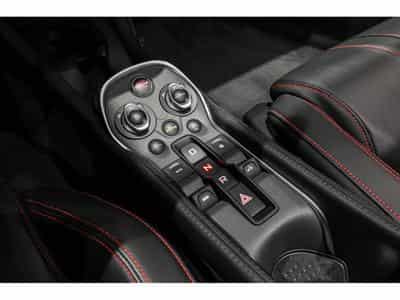 McLaren 570S Spider 3.8 V8 - FIRE BLACK (2018) - Photo 11