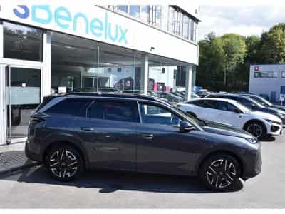 Peugeot 5008 Hybrid 145 GT Exclusive e-DCS6 PANO ACC CAM360 NEUF (2026) - Foto 3