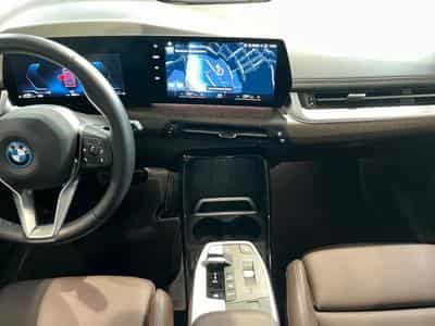 BMW 225 225e xDrive Active Tourer (2023) - Photo 8