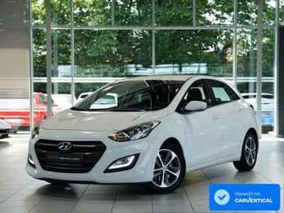 Hyundai i30 YES! *1.Hand *Tempomat *Navi *Bluetooth (2016) - Foto 1