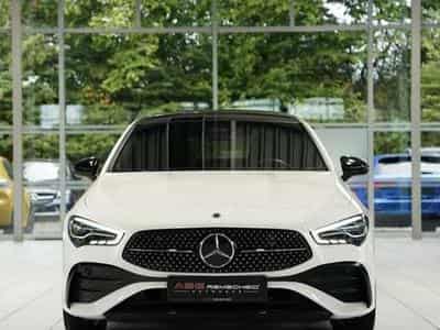 Mercedes CLA 200 Coupé AMG Line *Pano *Night *Distr *Kam (2024) - Foto 3