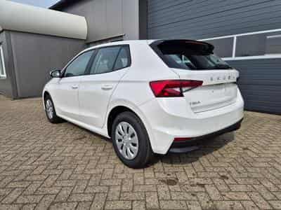 Skoda Fabia 1.0 TSI 95PS (2026) - Photo 5