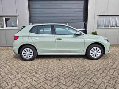 Skoda Fabia 1.0 TSI 95PS (2026) - Photo 6