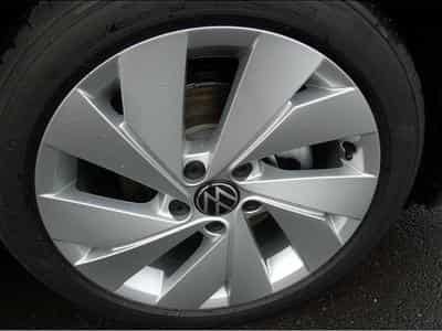 VW Golf (2026) - Photo 14