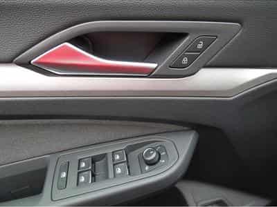 VW Golf (2026) - Photo 8