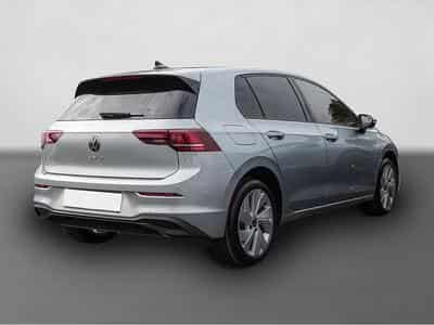 VW Golf (2026) - Photo 3