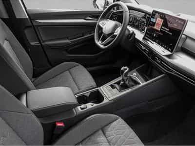 VW Golf (2026) - Photo 6