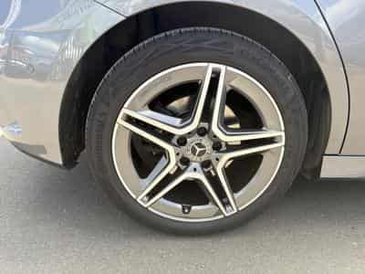 Mercedes A 220 AMG LINE 190CV (2021) - Photo 4