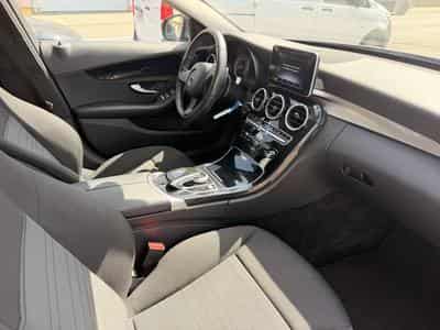 Mercedes C 200 d 136 T Avangarde 7G-Tronic (2017) - Photo 3