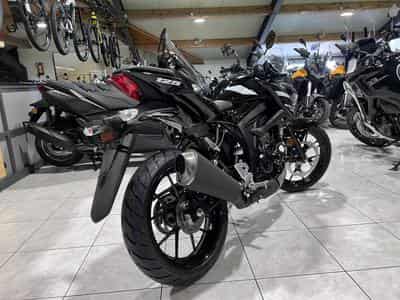 Suzuki GSX-S (2025) - Photo 3