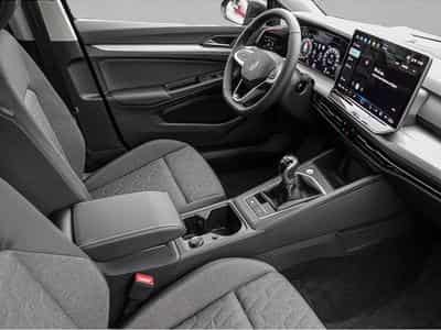 VW Golf (2026) - Photo 6