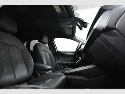 Audi A3 A3 Sportback 35 TFSI S line, Park A., Navi., ACC (2024) - Photo 8