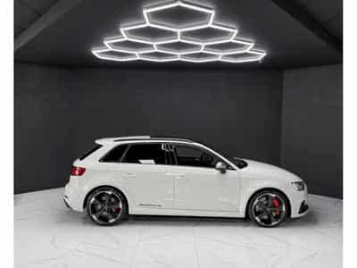 Audi RS3 Sportback 2.5 TFSI quattro (2019) - Photo 6