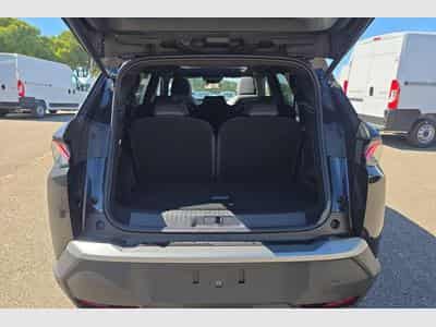 Peugeot 5008 Hybrid 145 e-DCS6 GT (2026) - Foto 11