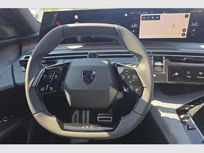 Peugeot 5008 Hybrid 145 e-DCS6 GT (2026) - Foto 14