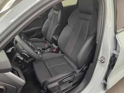 Audi A3 Sportback TFSI 116 CV / 85 kW S tronic (2025) - Photo 2