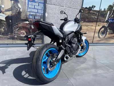 Yamaha MT07 Y-AMT + QuickShifter offert (2026) - Photo 3