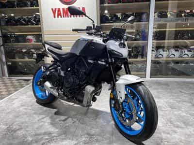 Yamaha MT07 + QuickShifter offert (2026) - Photo 7