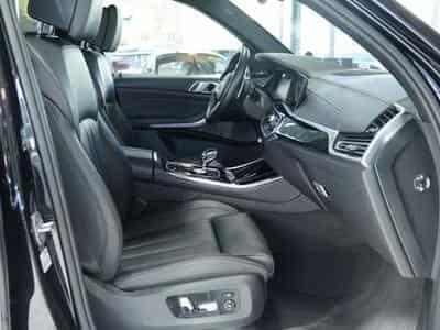BMW X5M d *22 *7-Sitzer *Pano *ACC *AHK *LUFT (2019) - Foto 15