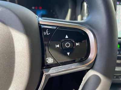 Volvo XC60 XC60 B4 D Ultimate Dark-JUSQU'A 36MOIS DE GARANTIE (2022) - Photo 14