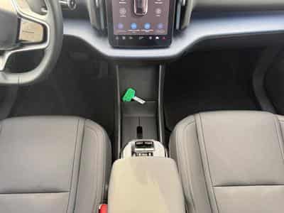 Volvo EX30 Single Motor Extended Range Plus (2024) - Photo 11