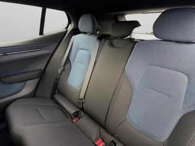 Volvo EX30 Single Motor Extended Range Plus (2024) - Photo 13
