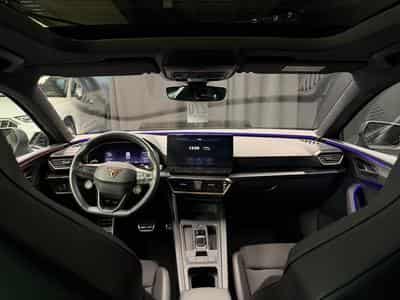 Cupra Leon 2.0 DSG7 300cv (2024) - Photo 2