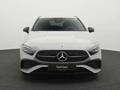 Mercedes A 200 d AMG-Line Multi+Night+Kamera+Ambi (2025) - Photo 2