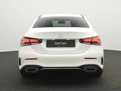 Mercedes A 200 4MATIC Limousine (2023) - Photo 4