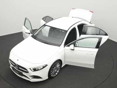 Mercedes A 200 4MATIC Limousine (2023) - Photo 14