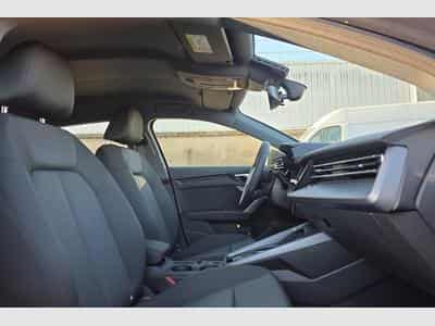 Audi A3 TFSI Mild Hybrid 150 S tronic 7 Design (2026) - Photo 9