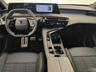 Peugeot 3008 Hybrid 145 e-DCS6 GT (2025) - Photo 13