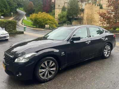 Infiniti M M35 hybrid S (2013) - Photo 1