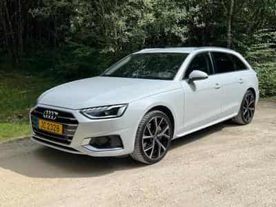 Audi A4 40 tdi advanced (2022) - Photo 1