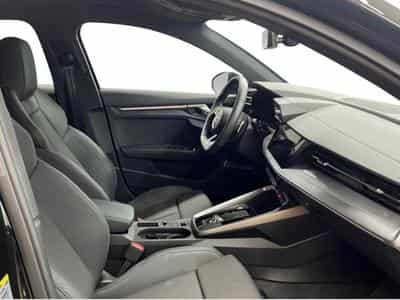 Audi S3 Sportback TFSI S tronic S line Mythos (2024) - Photo 5