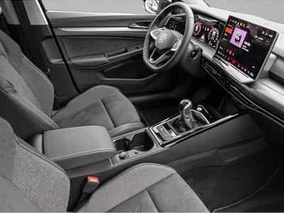 VW Golf (2025) - Photo 6